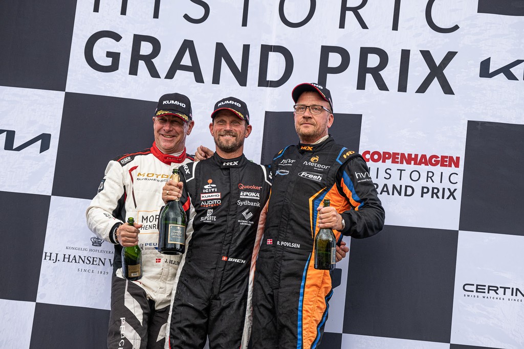 Trofeo-podiet - Kenn Bach sejrer foran Johnny Vejlebo og René Povlsen
(Foto: Kim Gripping/TCR Denmark)